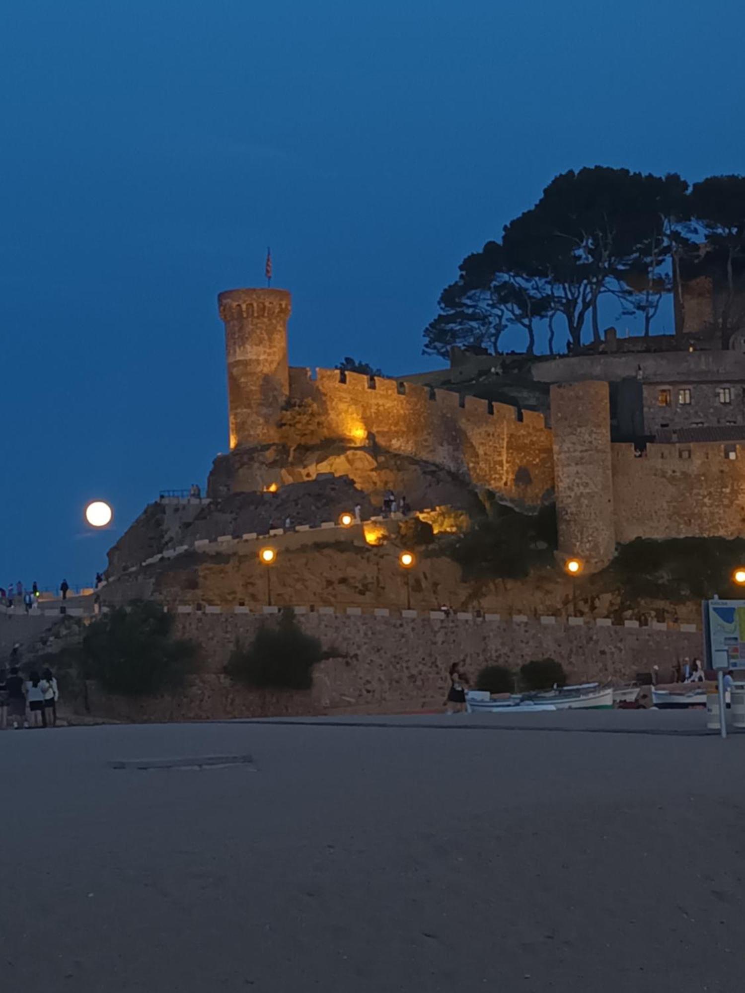 La Calma De Tossa Apartment Girona Bagian luar foto